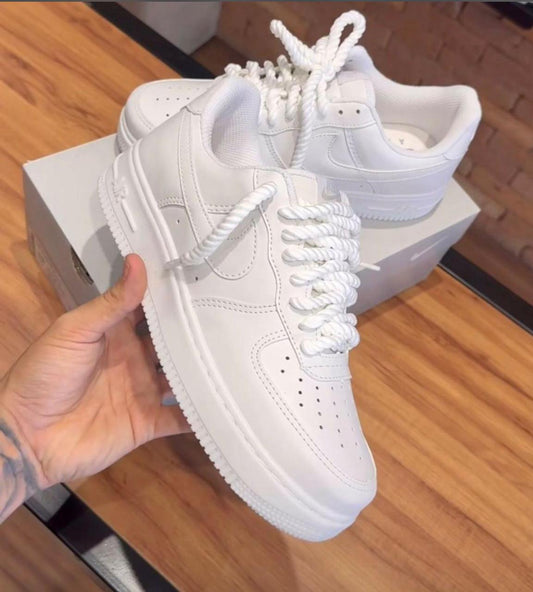 Tênis Nike Air Force Nobuk